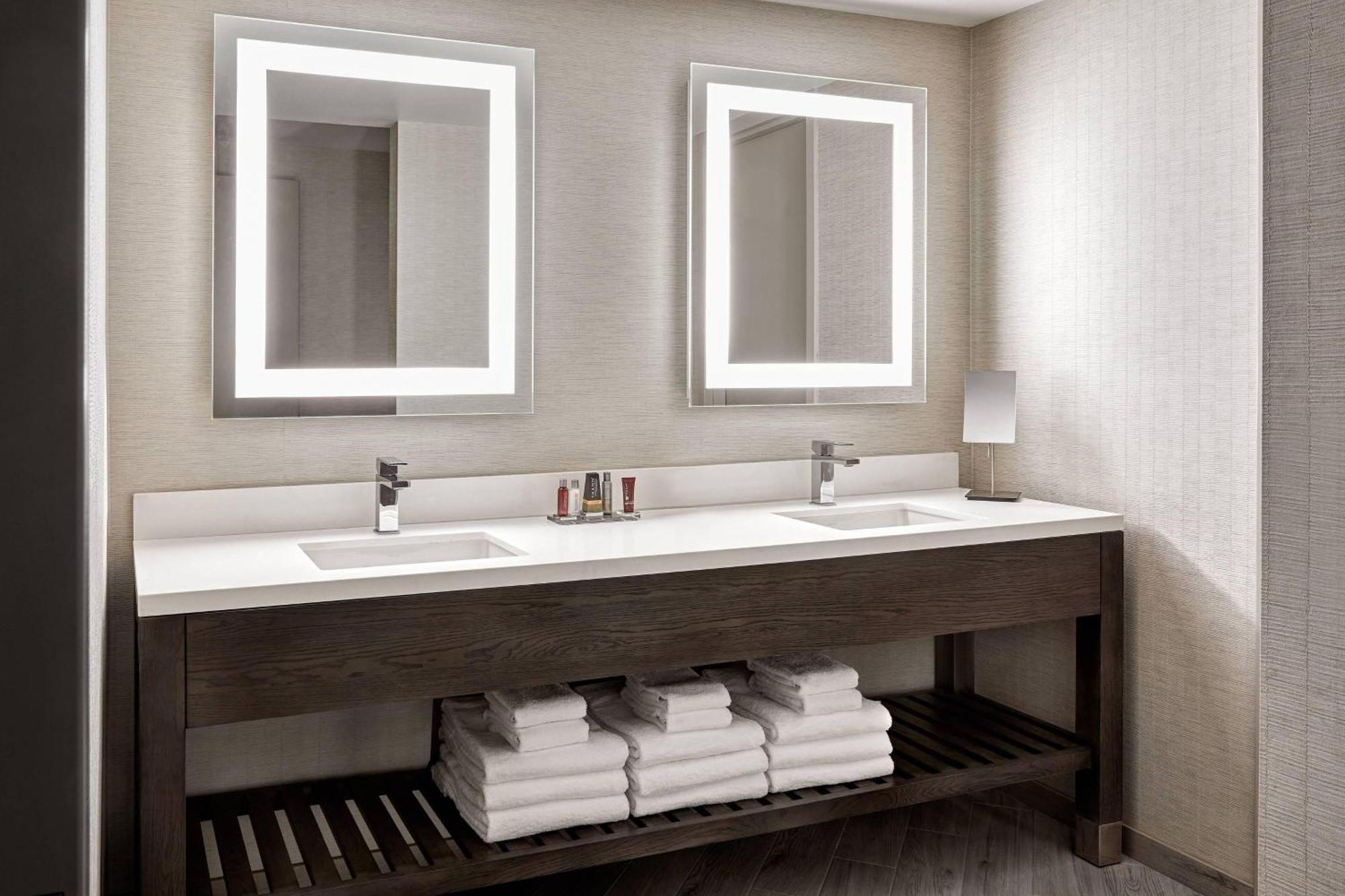 Marriott Hotel 3*